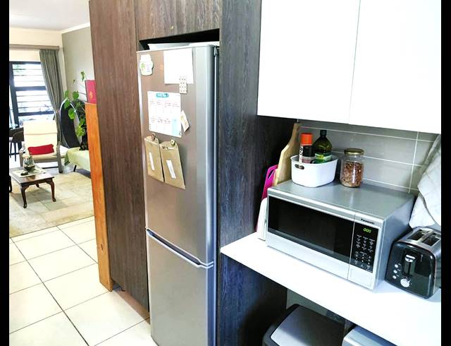 3 BEDROOM APARTMENT FOR SALE IN SANDOWN